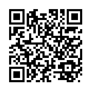 石盆已经装满了祭祀用的新鲜果子二维码生成