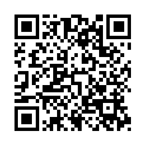 碧丽丝和琳达那如魔鬼般的身材还是跃然纸上二维码生成