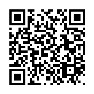 祁战歌和陆为民并肩从办公室里出来二维码生成