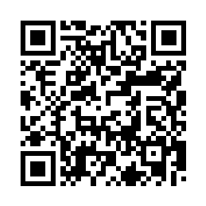 祝龙几乎是条件反射般的退了半步二维码生成