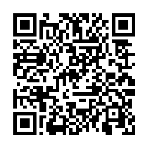 离开会场的时候薛子轩能把你护在怀中穿过人群二维码生成