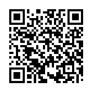 科恩拿出一张香槟色卡片推到夜辜星面前二维码生成