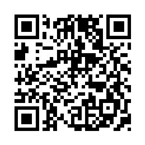 秦洛书几人和对面的五名天才对视着二维码生成