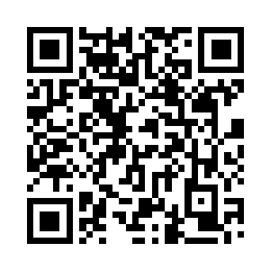 秦洛和闻人照躺在棕榈树下面的长椅上二维码生成