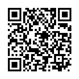 秦逸刚才还昏睡的脸立即就变得扭曲起来二维码生成