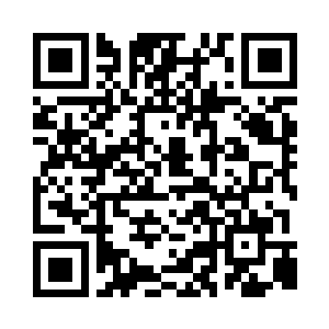 秦铮才穿着轻软的睡袍缓步从里面走了出来二维码生成