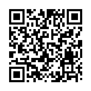 穆扬灵拎着寸步不愿离开她的小熊往后面走二维码生成