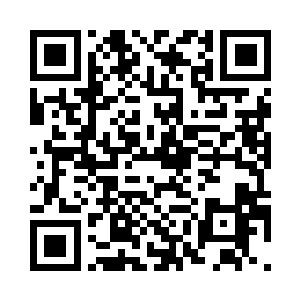 空中突然有一只巨大的手掌压了下来二维码生成