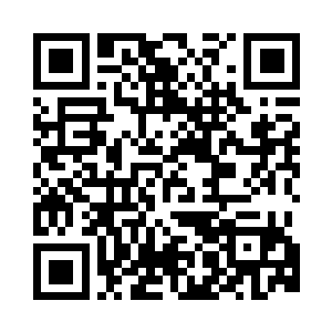 空灵的歌姬吟唱声和宾客的谈笑声二维码生成