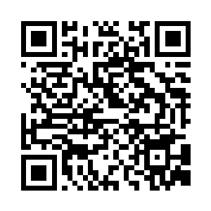 空闲下来的左手五指急速地掐动指诀二维码生成