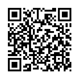 站在路卡的警察都没有反应过来是怎么回事二维码生成