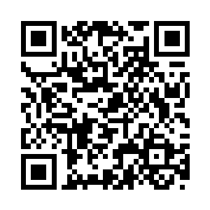 站的位置又明显是靠着雅厢这边的人二维码生成
