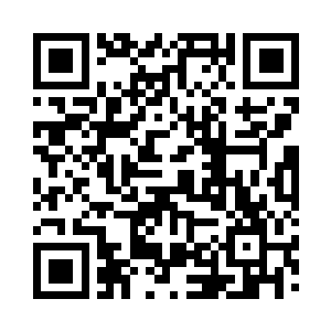 站着一个看起来似乎不到三十岁的男子二维码生成