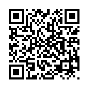 端起面前的血腥公主和白破局碰了一下二维码生成