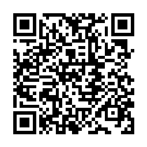 第一次知道原来被一个喜欢的男人牵着手是那种感觉二维码生成