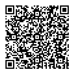 第二天一大这才直接就将这个保险柜给打开了……连那种号称世界最安全的保险柜最终还是倒在了秦方的手下了二维码生成