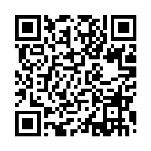 筋肉男的原本喷火的眼神突然愣住了二维码生成