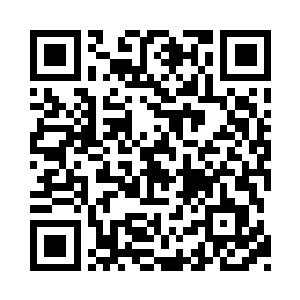 索性将那片被巨蛇碾轧出来的空地当成营地二维码生成