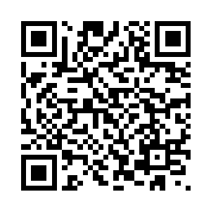 紫妍看了看北辰影挂在腰际的玉佩二维码生成