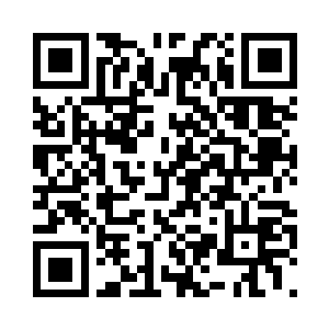 累得半死的枭瞬间出现在海瑟薇身边二维码生成