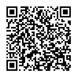 纠缠在一起的赤条条身子似乎都恨不得将对方给融入自己的身体……二维码生成