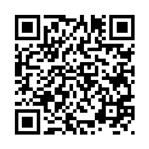 约翰逊刚刚卸去女霍比特人的装扮二维码生成