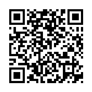 练素环正在帮助白眉道人和黑山老妖尽力突破二维码生成