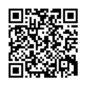 终于沉重而缓慢的货运升降机爬升到了顶部二维码生成