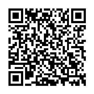 经过修改的出国名单送到了市委书记朱民生心中二维码生成