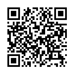 结果躲闪不及的人群在那边立刻被撞翻撞飞二维码生成