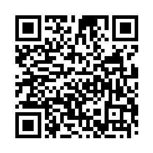 继而双眼微微的眯起看向对面的那个咖啡馆里二维码生成