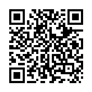 维克多转身从马车上拿下来一个包裹二维码生成