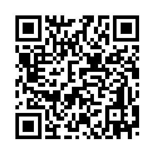 罗卿卿整个身子依偎在林烽的怀里二维码生成