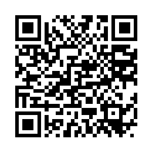 罗管家用一种看白痴一样的目光看着秋意二维码生成