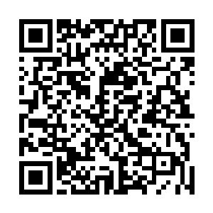 罗茜那相对来说略显娇小的身子立即被秦方压在了身下了二维码生成