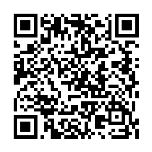 美杰顿时感觉到流淌在两人之间不同寻常的气息二维码生成