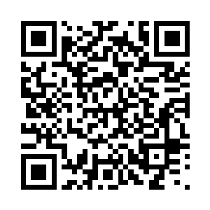 翠姐似乎对刚才的血腥一幕心有余悸二维码生成