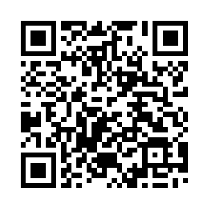 老大骚男在俩个小弟的搀扶下站稳二维码生成