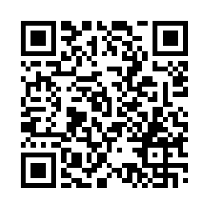 老妈说完话一只手按住了我伸过去的胳膊二维码生成