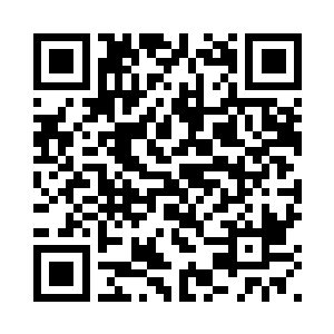 老婆婆不停地重复着自己刚刚的话二维码生成