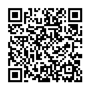 老爷子就陪着三个有出息的儿子多喝了两杯白酒二维码生成