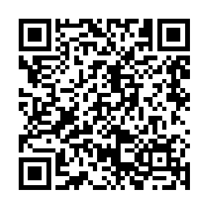 而一直睁着眼睛看着面前影像的秦宇终于是闭上了眼睛二维码生成