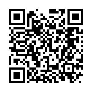 而一边的泰熙则是有那么一些气喘吁吁二维码生成