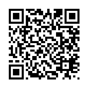 而且他们两个身上都有可怕的底牌二维码生成
