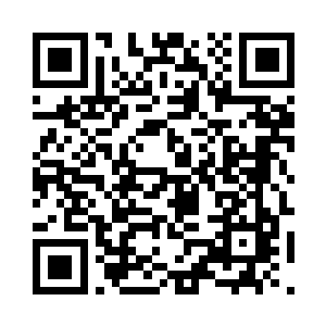 而且他们的手上也全都是一层接着一层的力量二维码生成