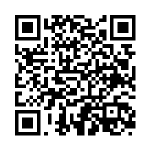 而且现在他也不需要在国内有美方人员配合他二维码生成