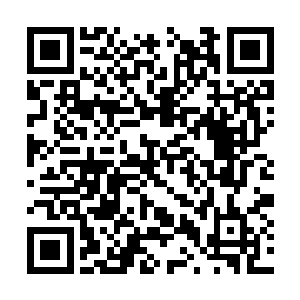 而且还是在天然小岛上做点环境跟小型建筑的结合二维码生成