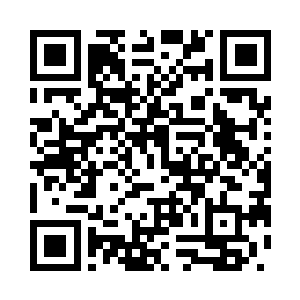 而他只能眼睁睁的看着这一切发生二维码生成