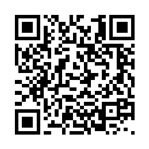 而光头老大与卡尔伯爵的位置那样近二维码生成