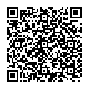 而其中携带的那种熟悉的威严更是令两只二级生物将头紧紧趴伏在地面上表示恭敬二维码生成